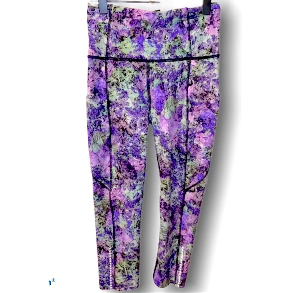 Lululemon Align High Rise crop